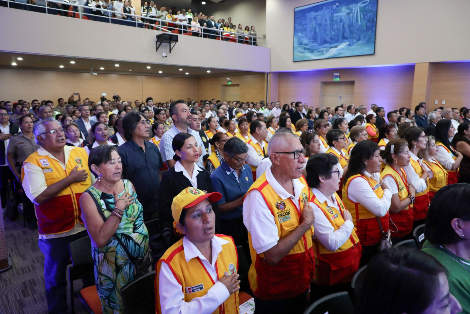 VI-Foro-Internacional-de-Seguridad-Ciudadana-y-Empresarial-(8)