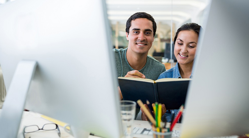 Universidad española ofrece 50 becas para estudiar maestrías online