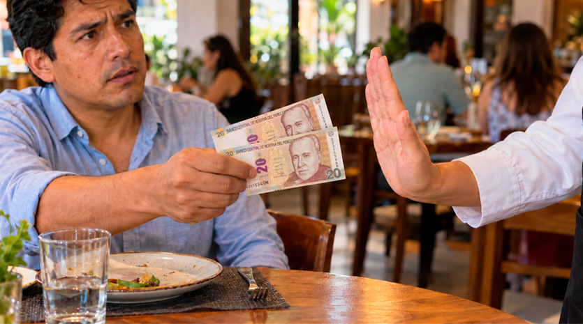 ¿Un negocio rechaza tu pago en efectivo? Así puedes reclamar ante Indecopi